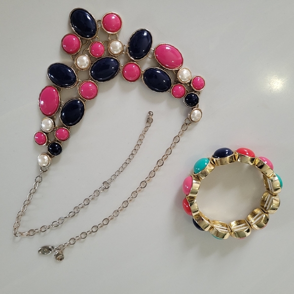 CHARMING CHARLIE navy, pink, and faux pearls on gold-tone - Picture 9 of 10
